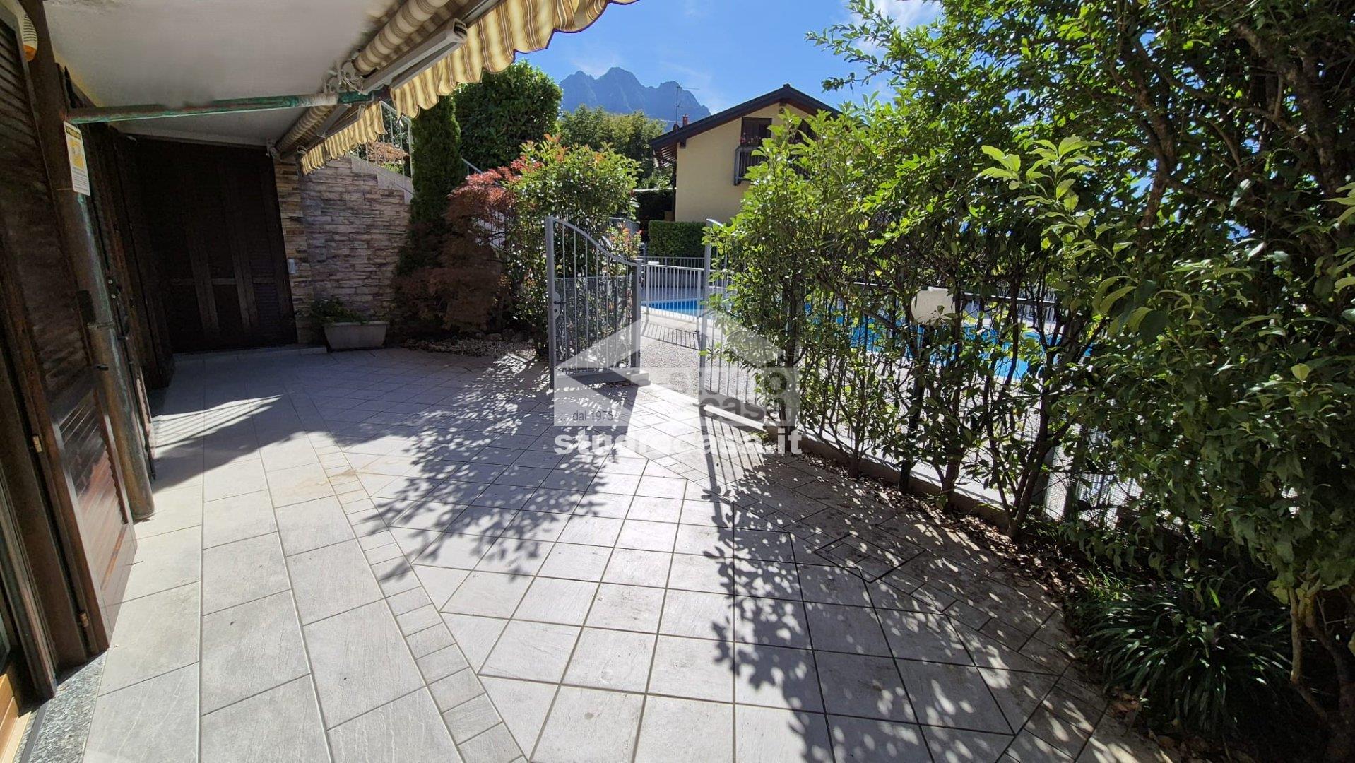 Appartamento in vendita a Riva di Solto