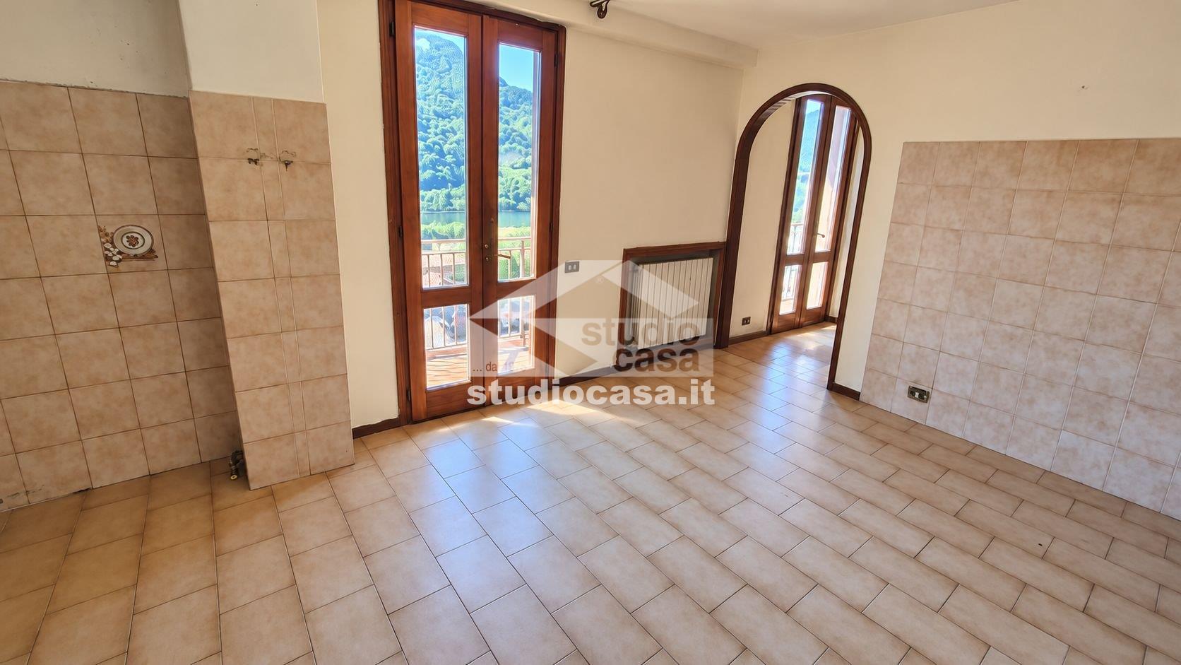 Casa Unifamiliare in vendita a Endine Gaiano