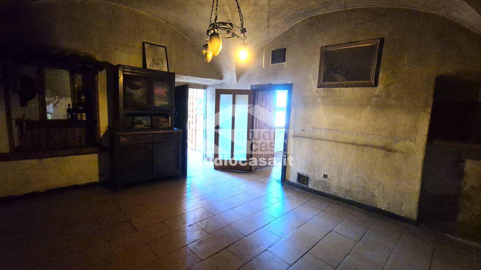 Casa Unifamiliare in vendita a Endine Gaiano