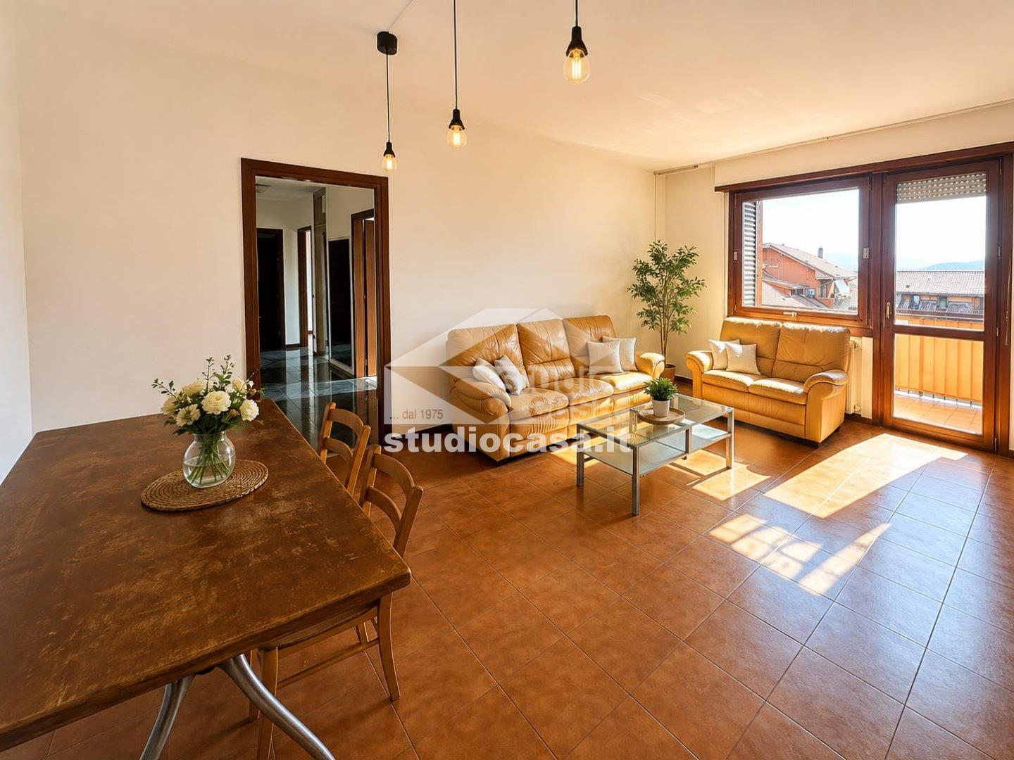 Appartamento in vendita a Costa Volpino