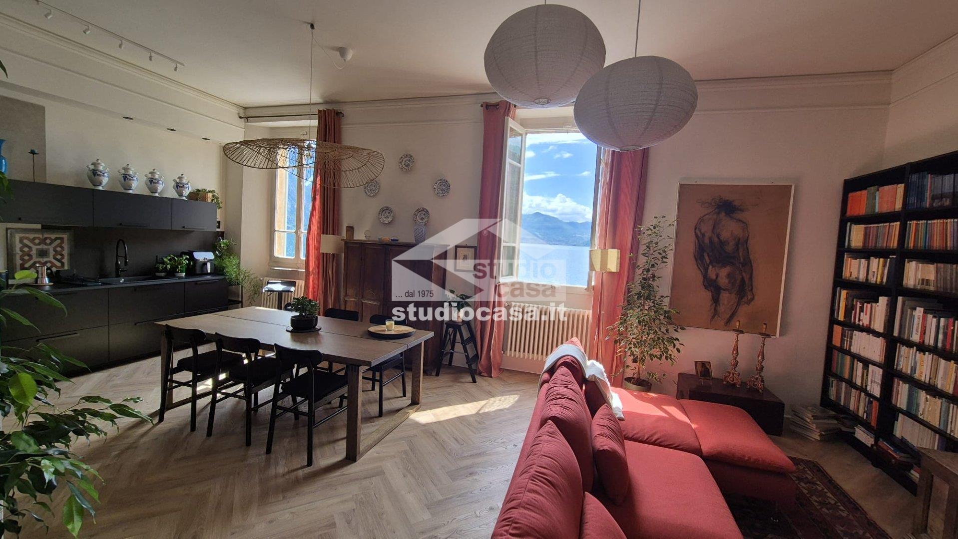 Appartamento in vendita a Riva di Solto