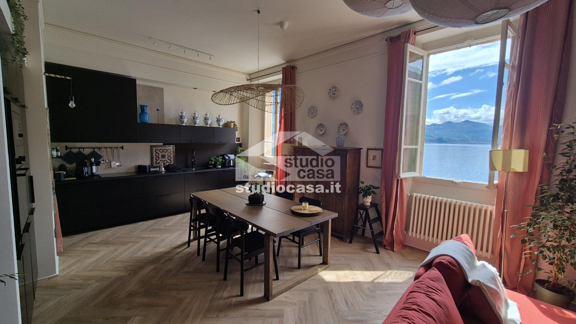 Appartamento in vendita a Riva di Solto