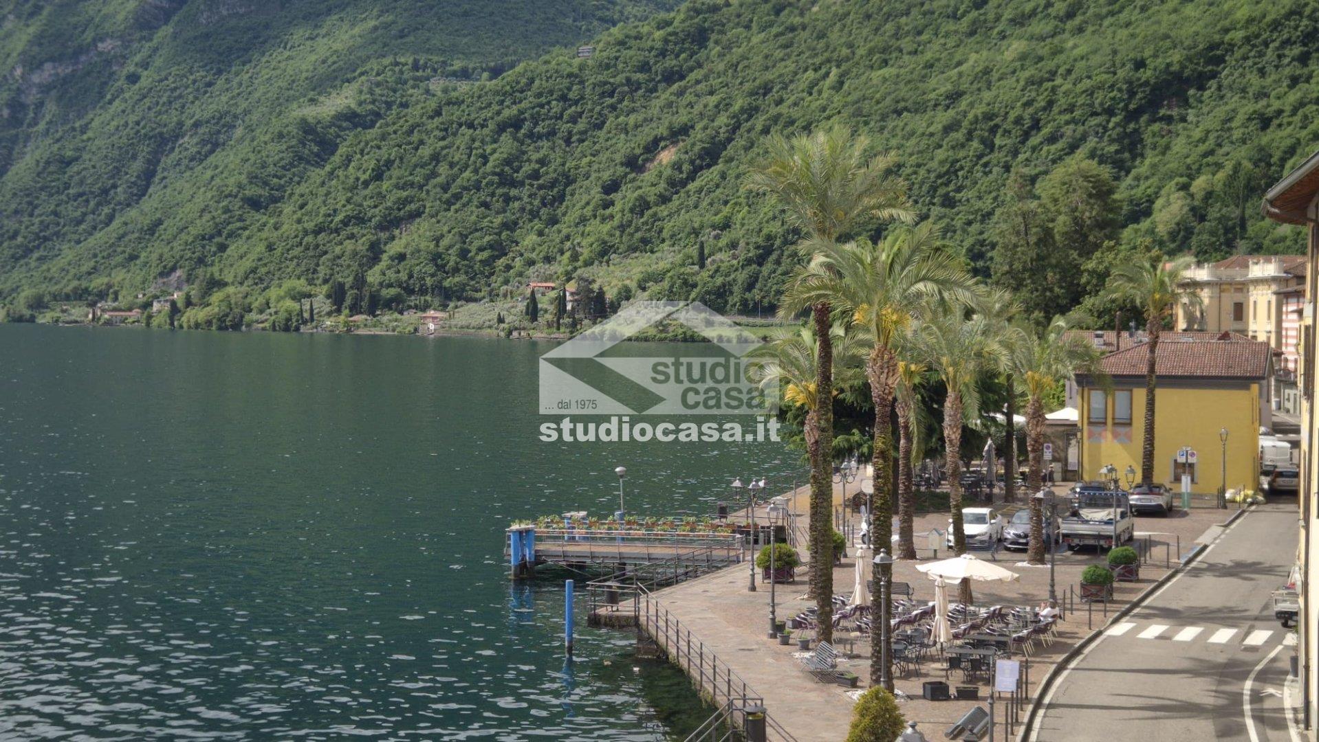 Appartamento in vendita a Riva di Solto