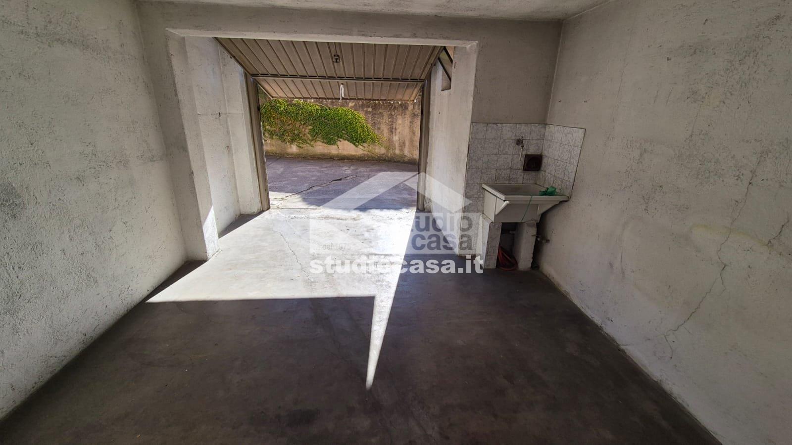 Appartamento in vendita a Lovere