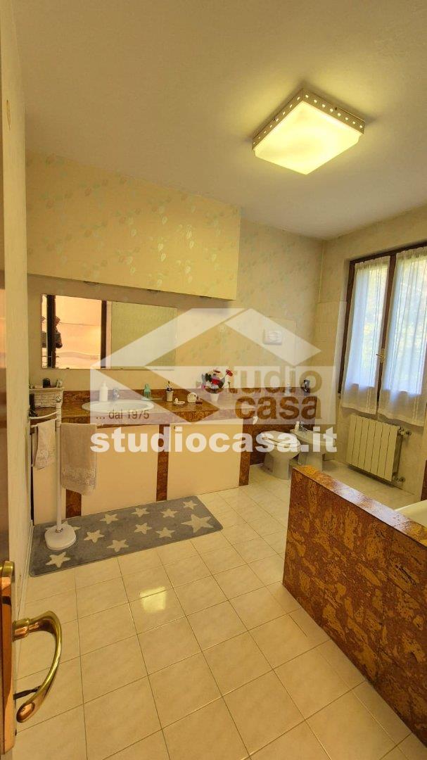 Appartamento in vendita a Lovere