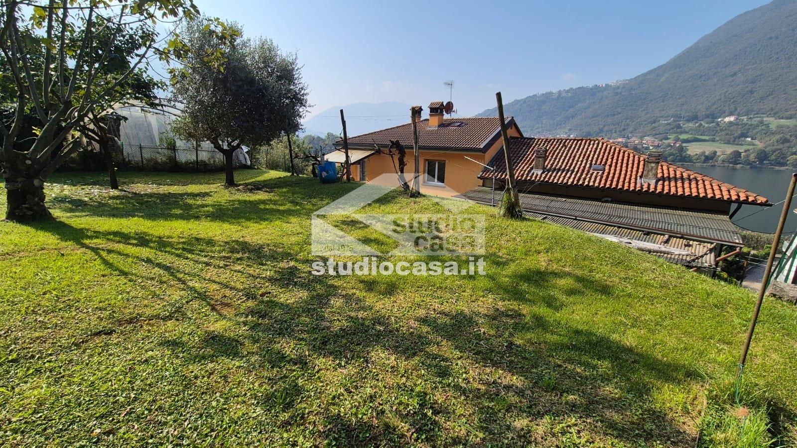 Casa Unifamiliare in vendita a Endine Gaiano