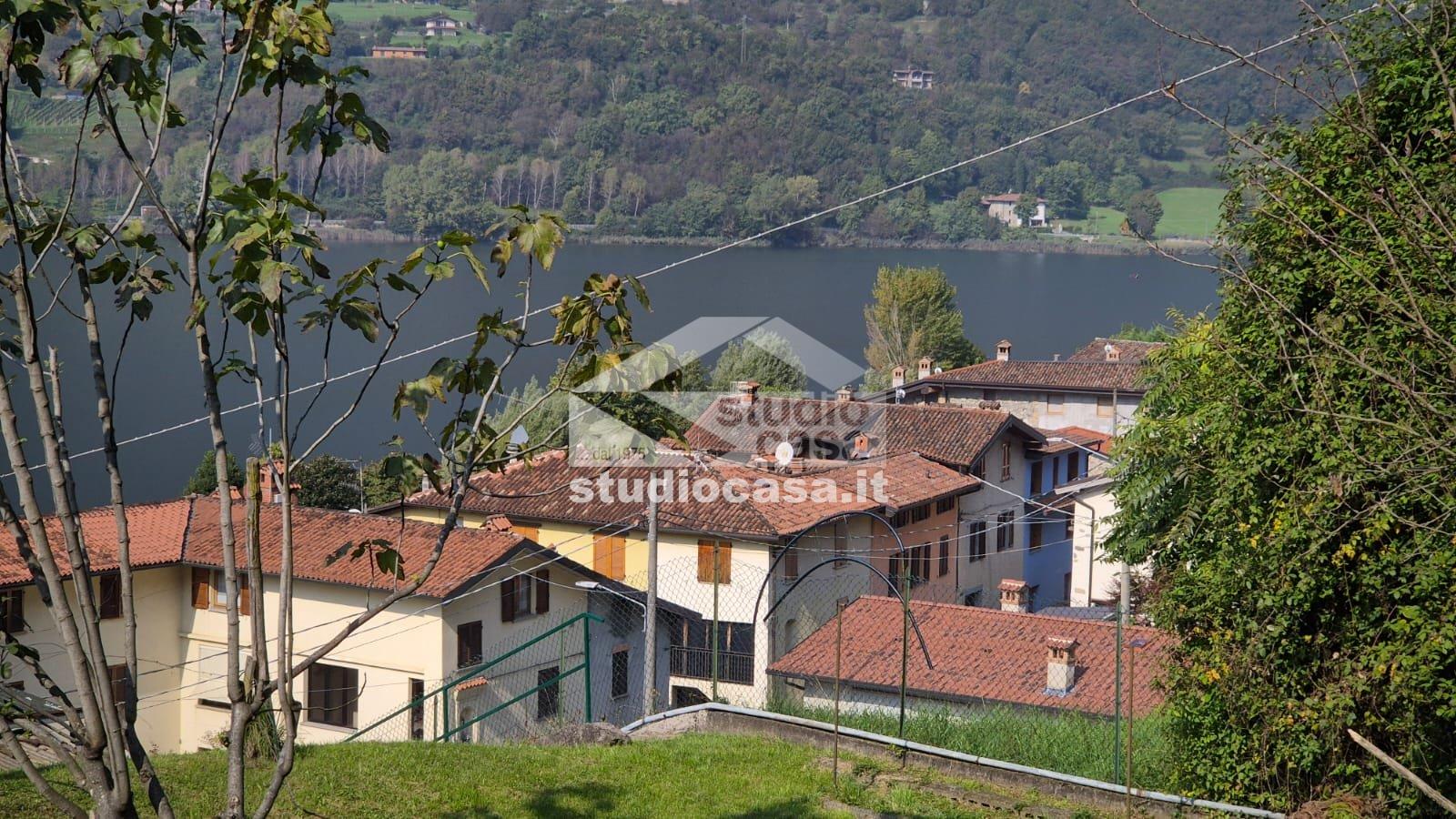 Casa Unifamiliare in vendita a Endine Gaiano