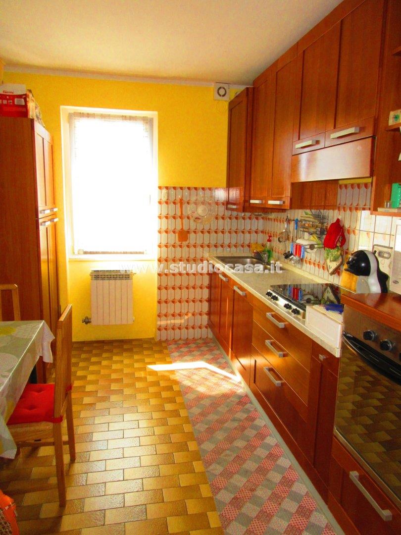 Appartamento in vendita a Rogno
