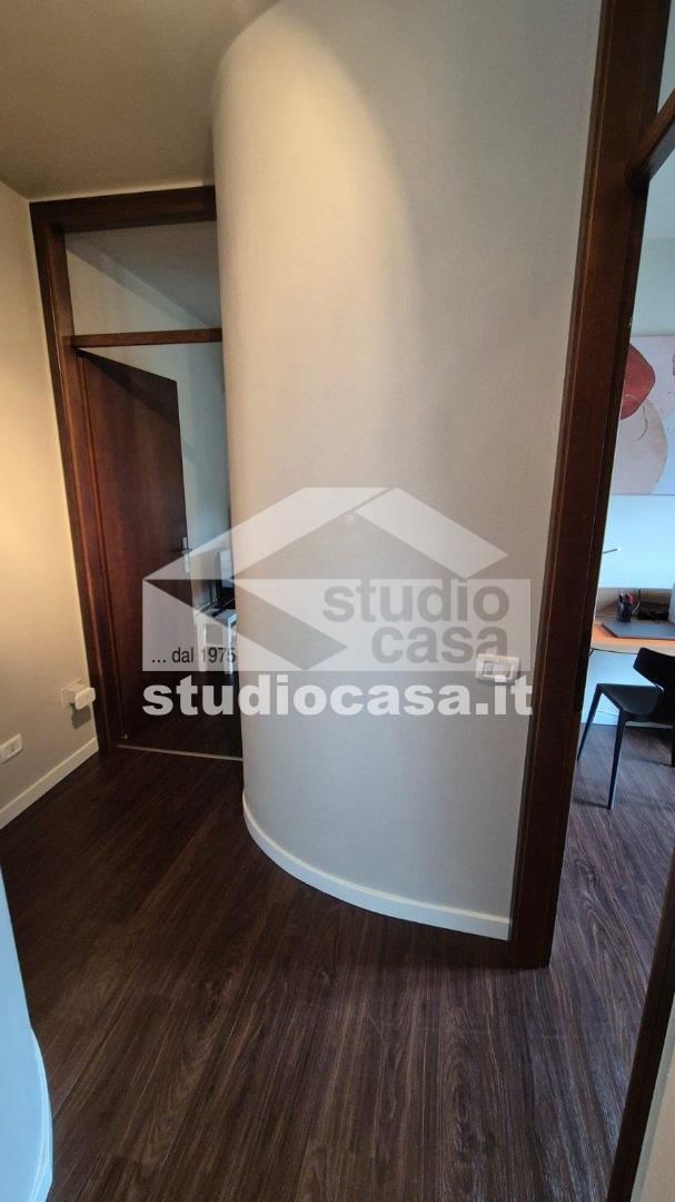 Casa Unifamiliare in vendita a Riva di Solto
