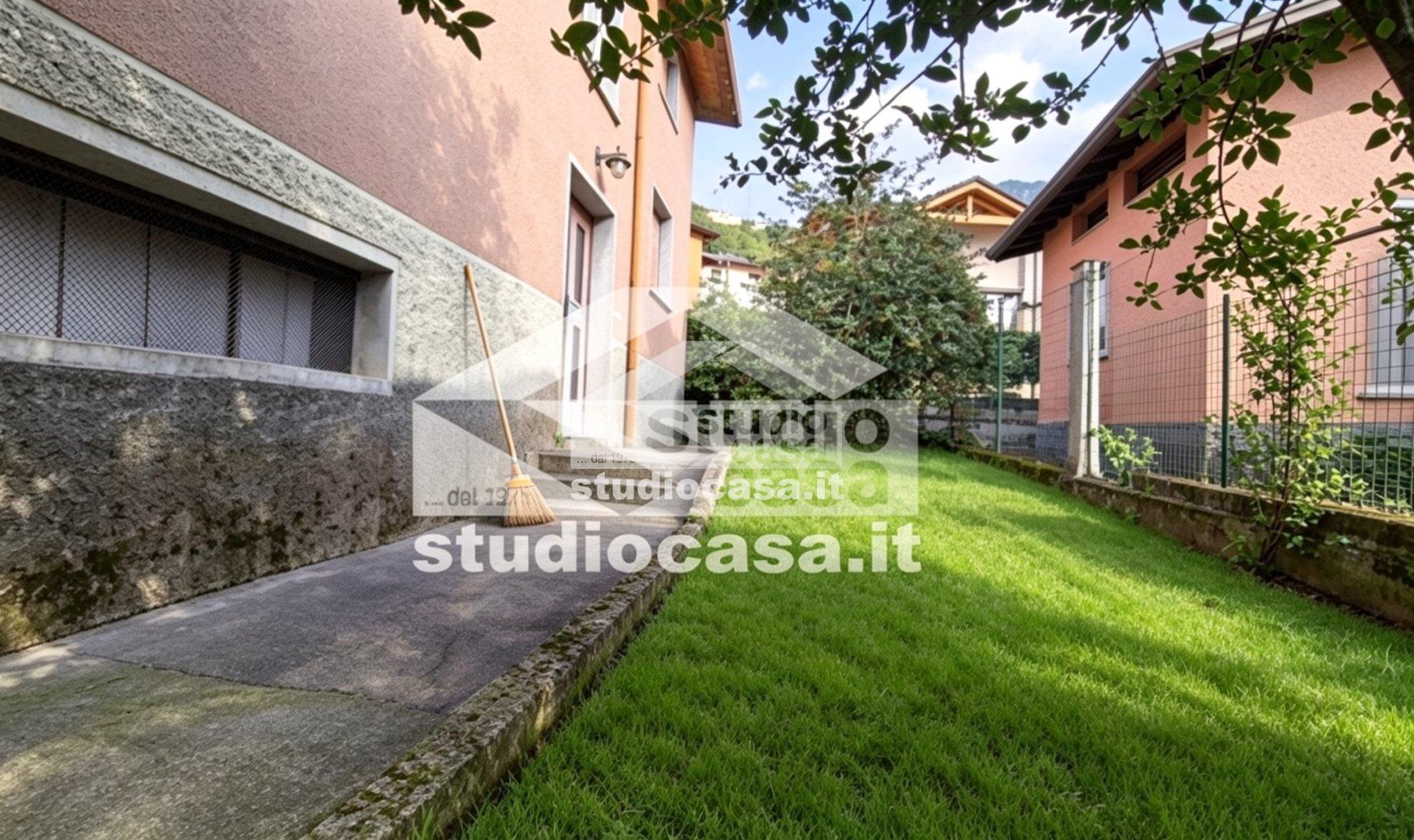 Casa Unifamiliare in vendita a Costa Volpino