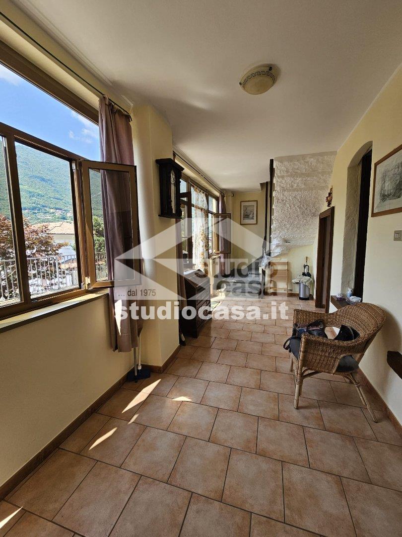 Casa Unifamiliare in vendita a Endine Gaiano