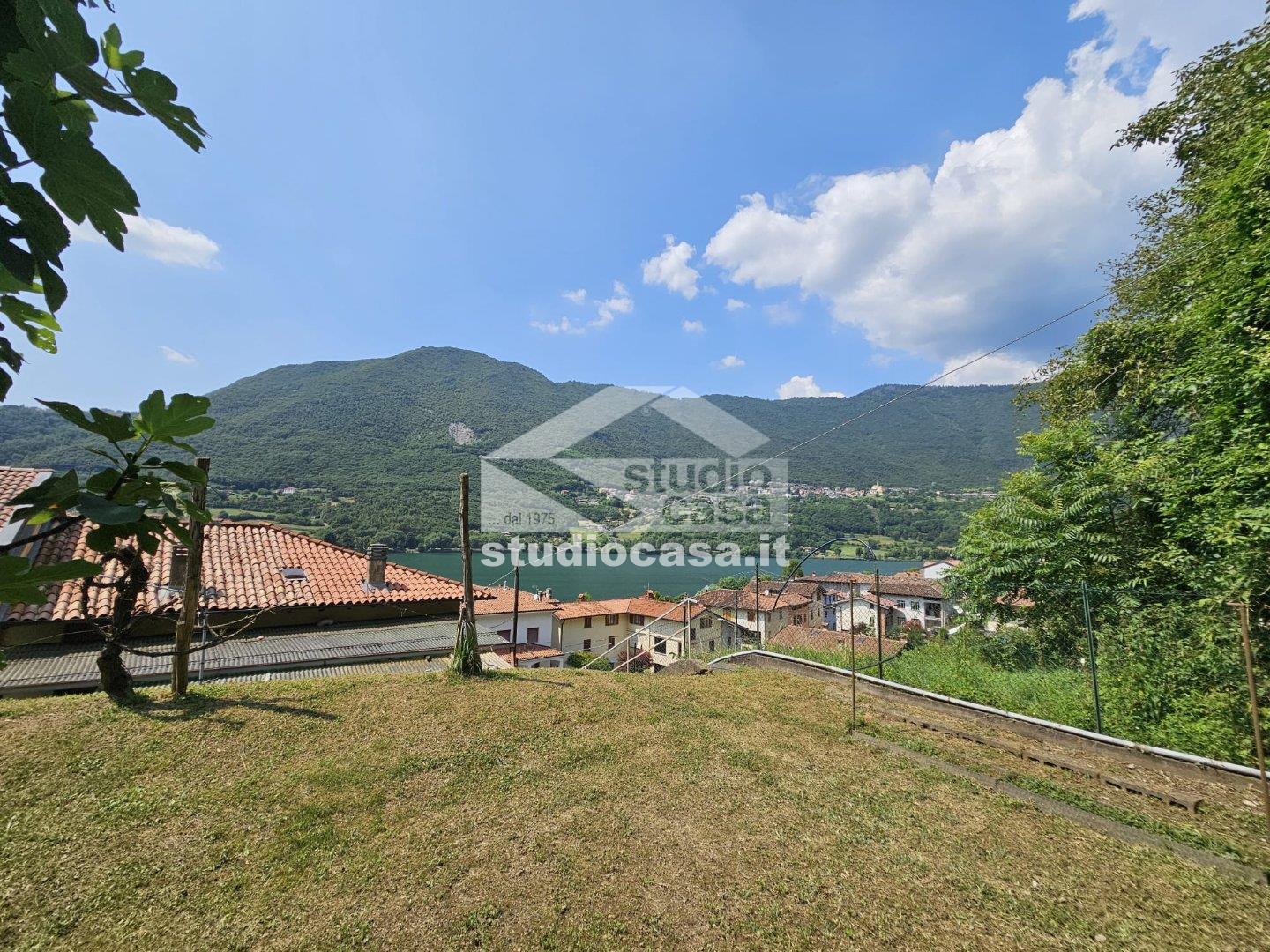 Casa Unifamiliare in vendita a Endine Gaiano