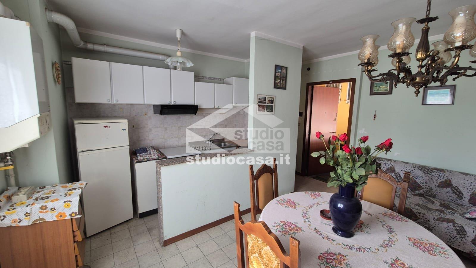 Appartamento in vendita a Endine Gaiano