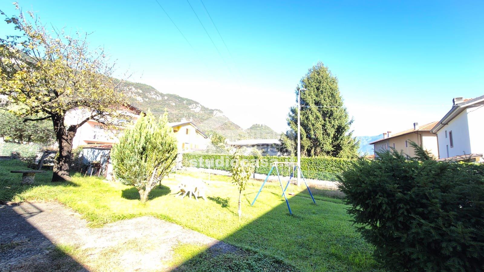 Casa Unifamiliare in vendita a Pianico
