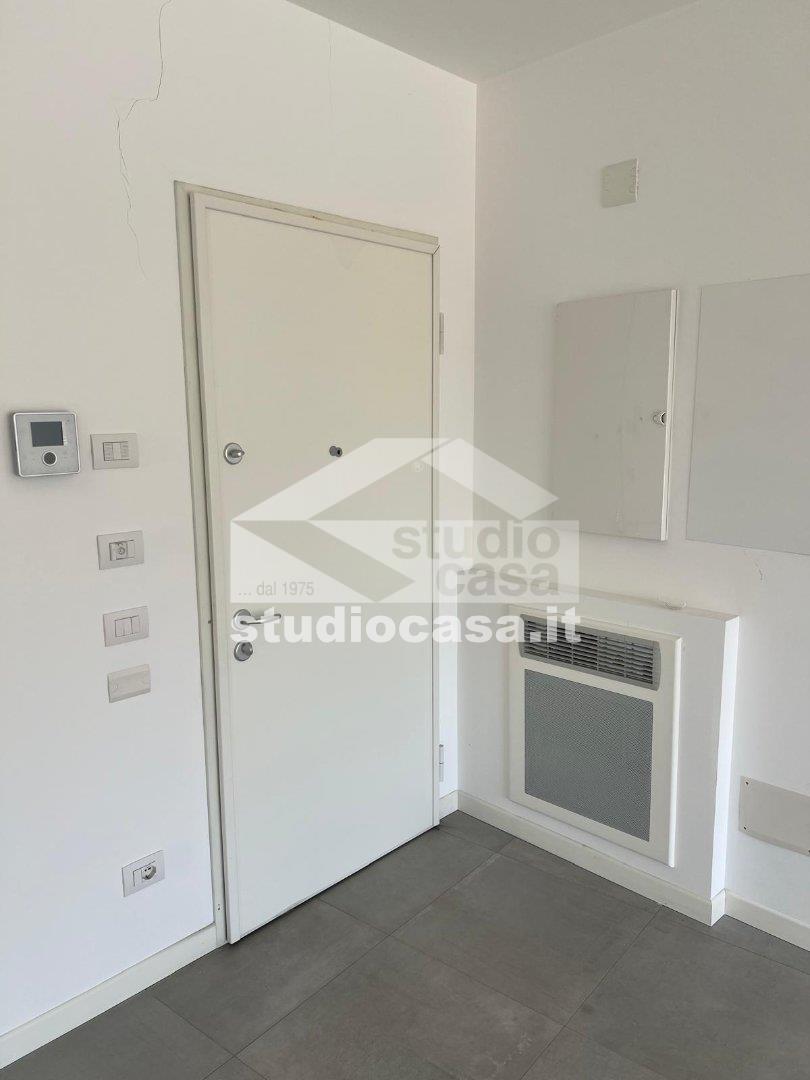 Appartamento in vendita a Costa Volpino