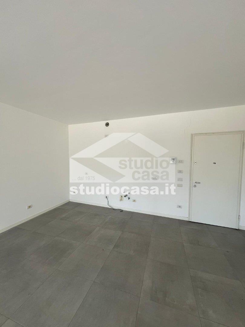 Appartamento in vendita a Costa Volpino