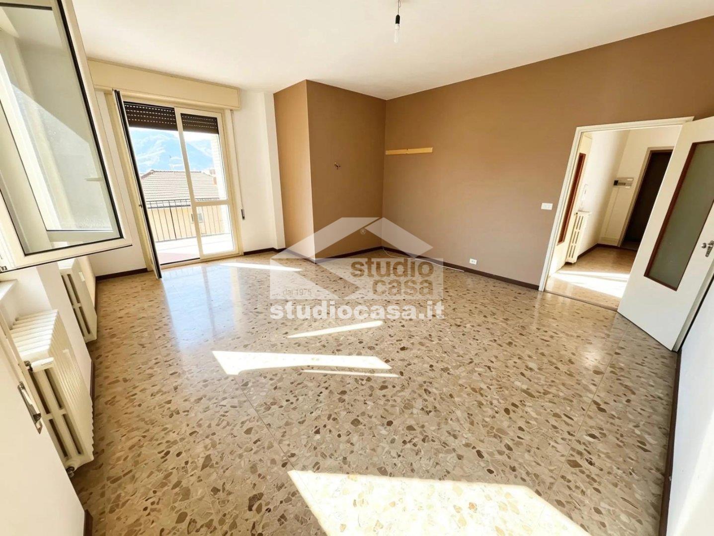 Appartamento in vendita a Lovere