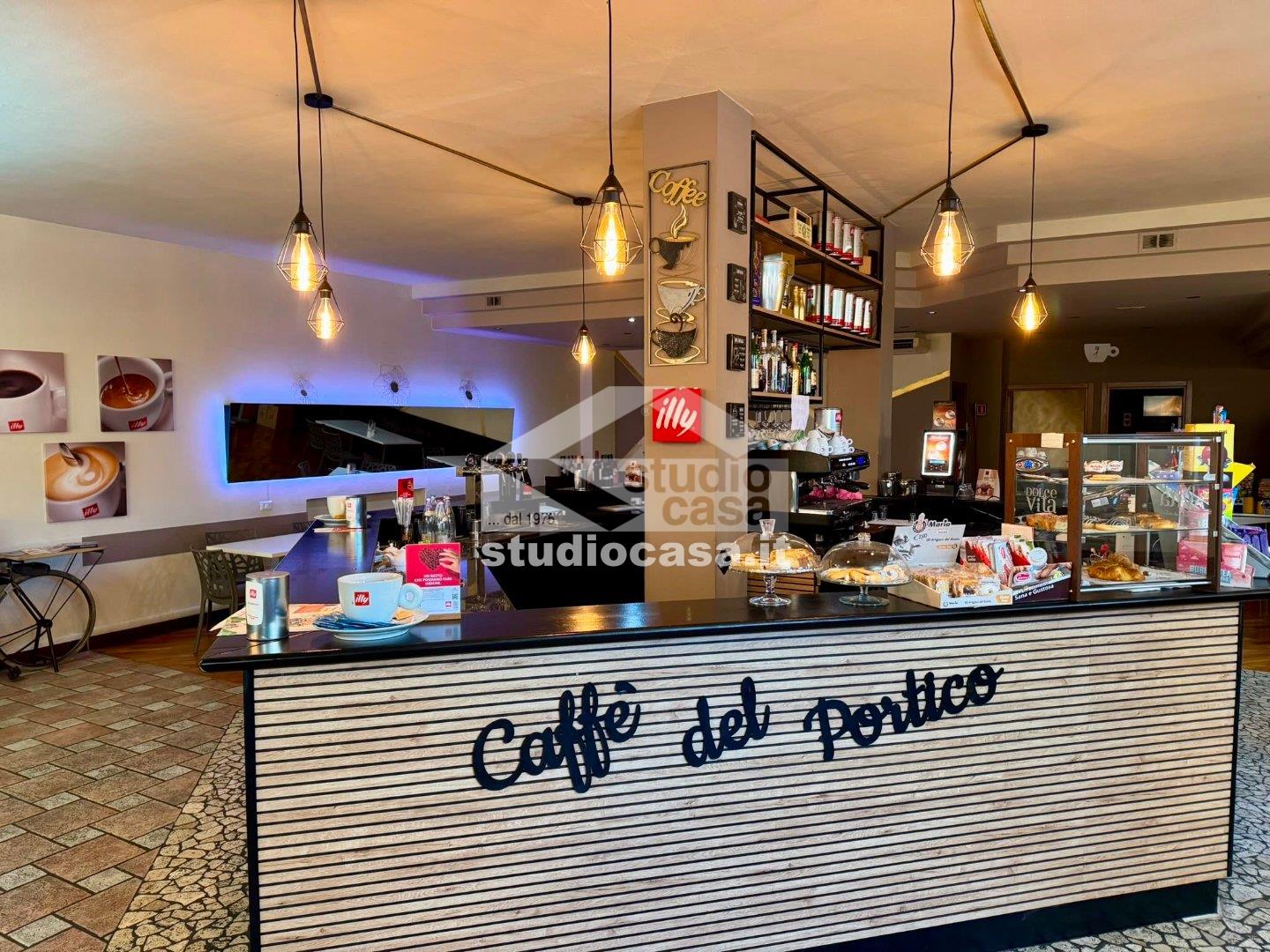 Bar / Ristorante in vendita a Lovere