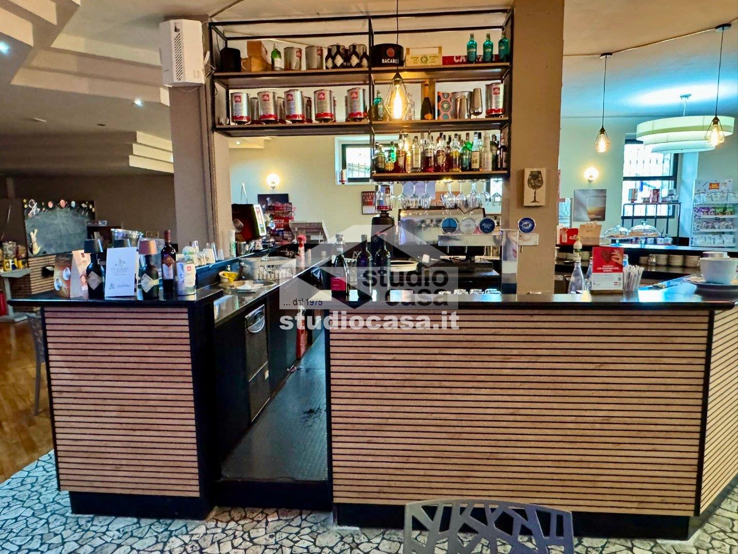 Bar / Ristorante in vendita a Lovere