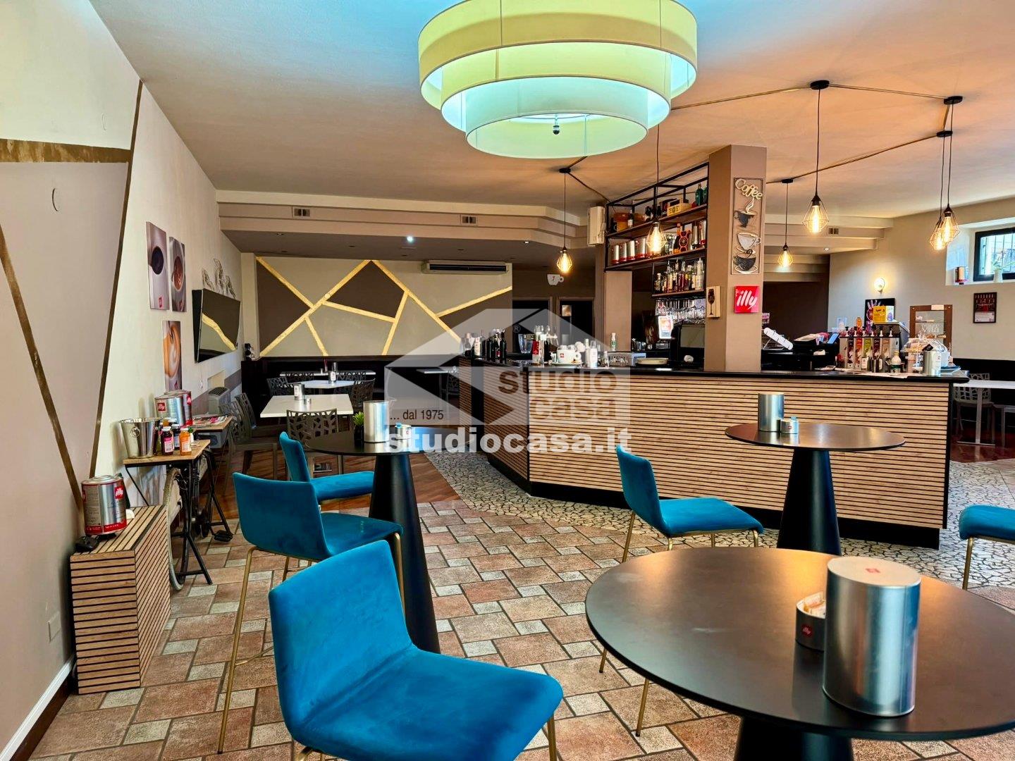 Bar / Ristorante in vendita a Lovere