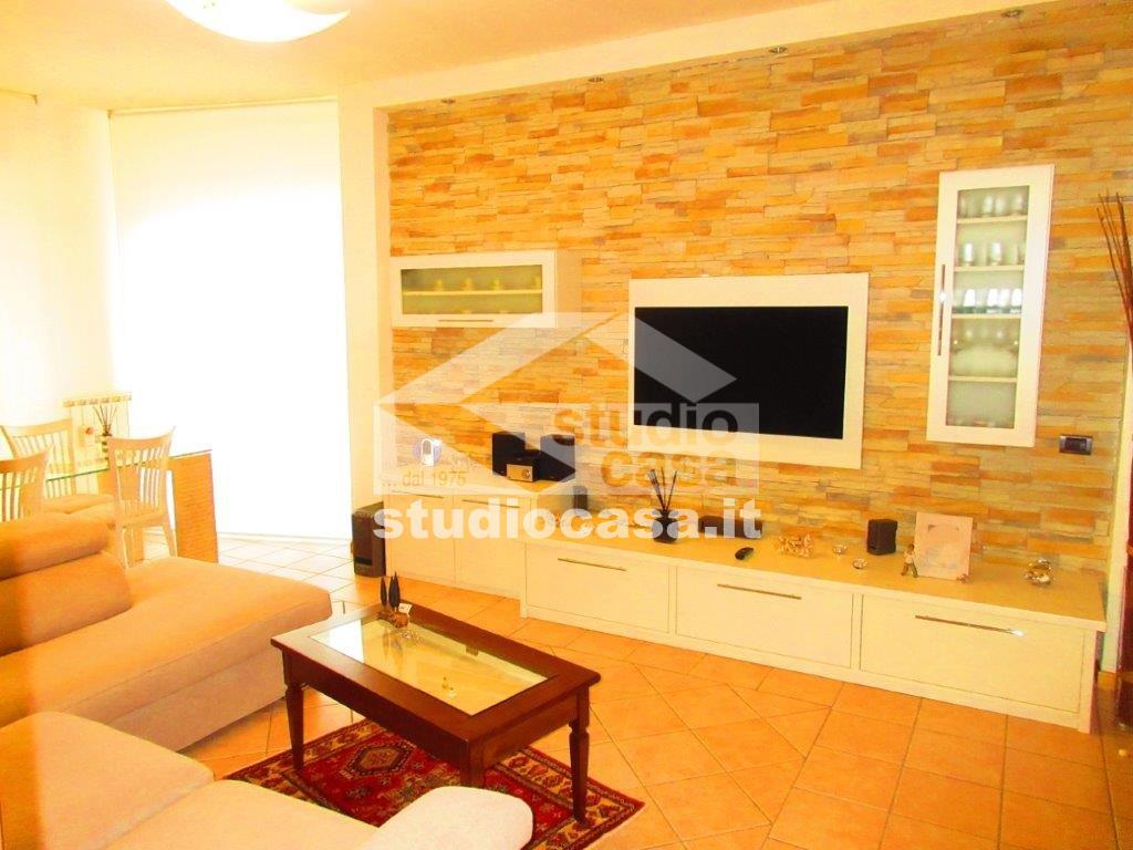 Appartamento in vendita a Lovere