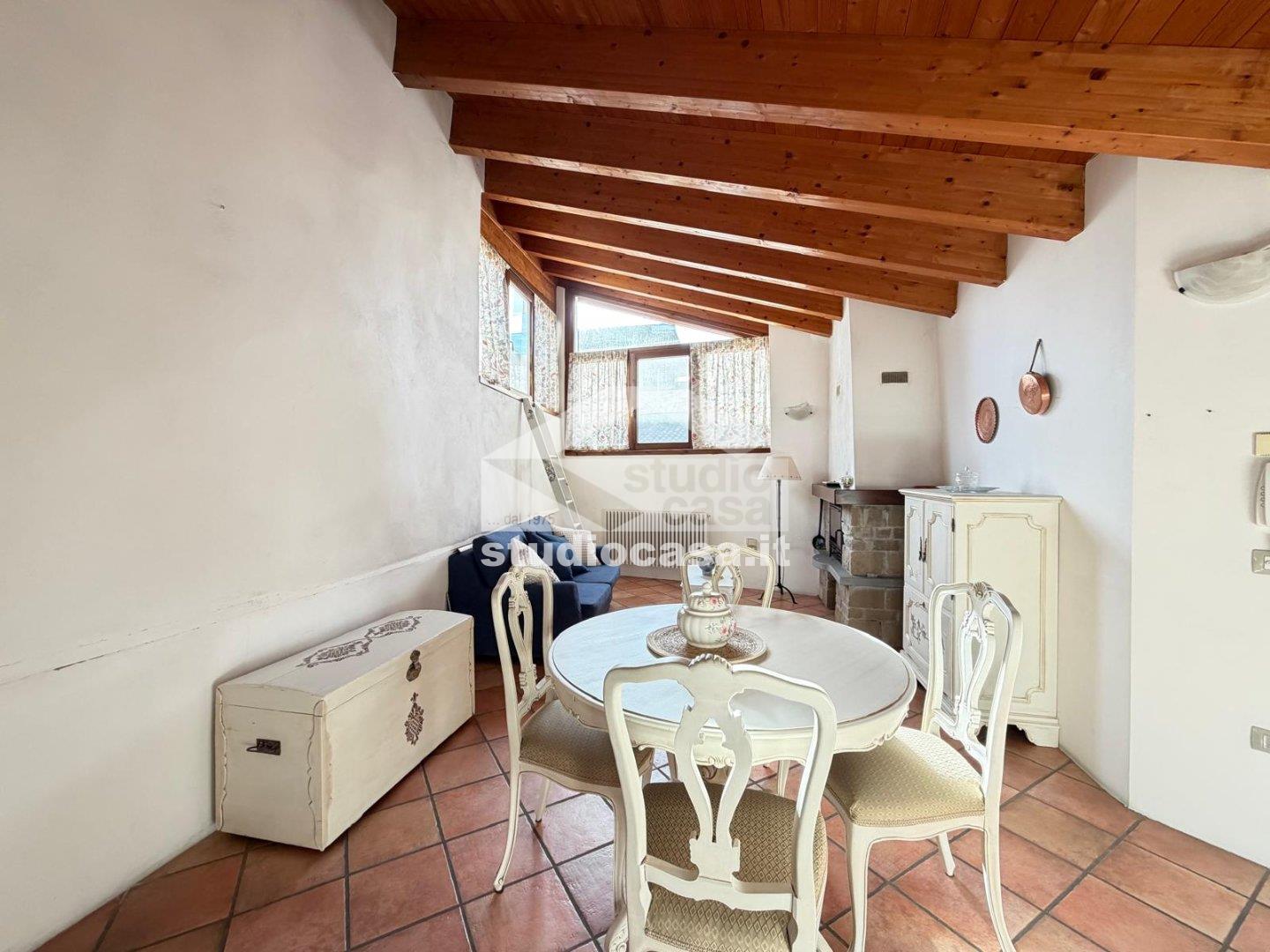 Attico in vendita a Lovere