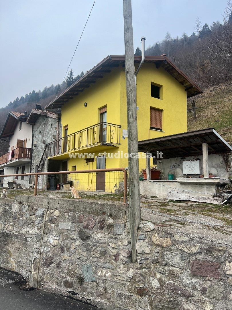 Cascina in vendita a Artogne