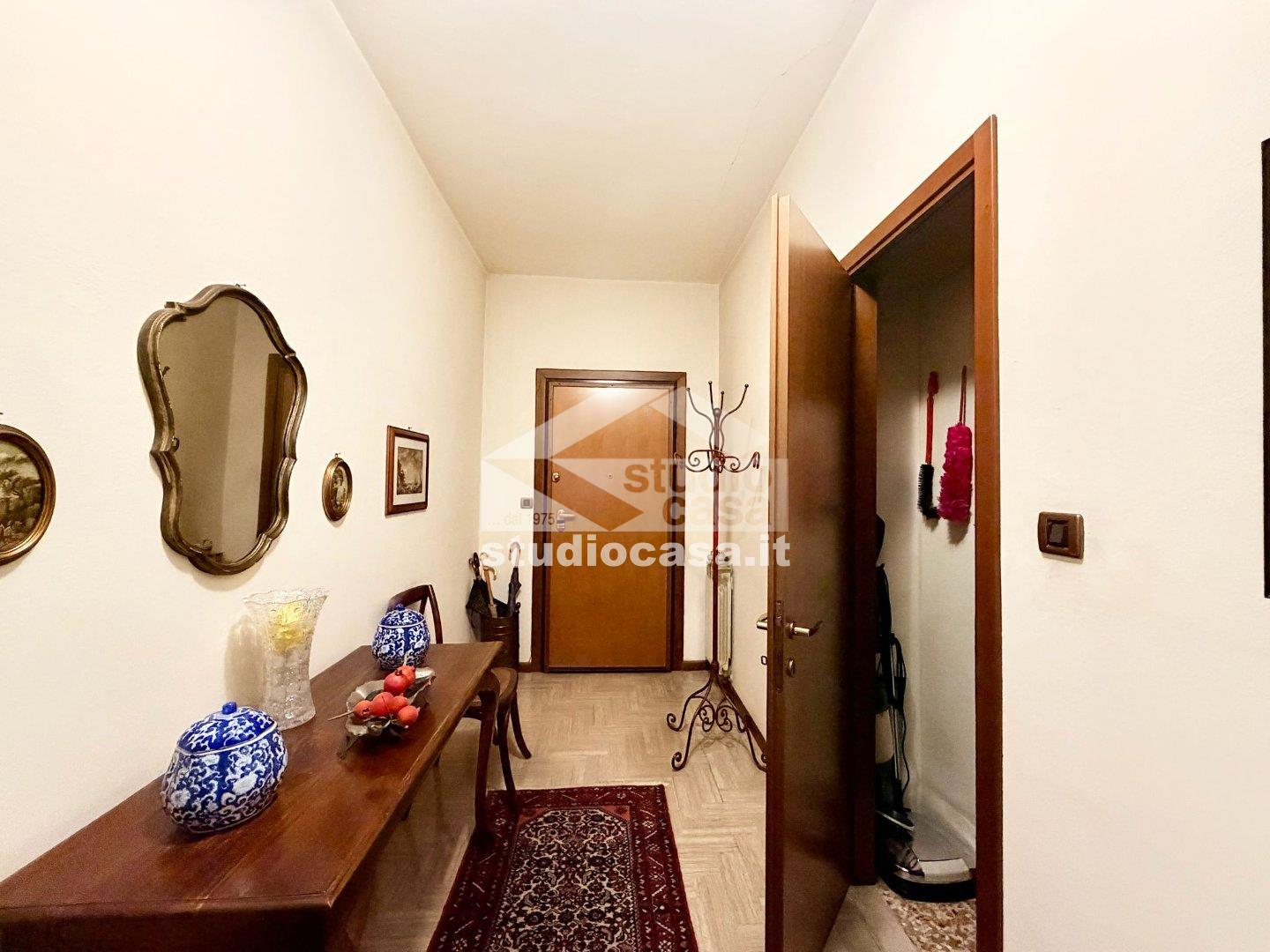 Appartamento in vendita a Lovere