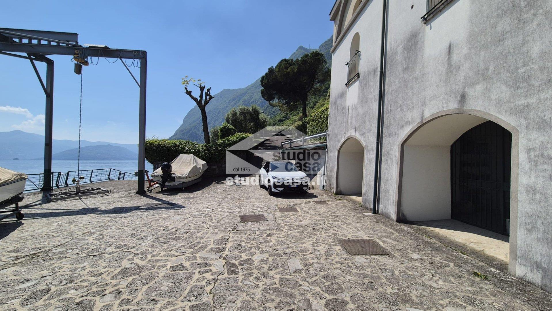 Appartamento in vendita a Riva di Solto