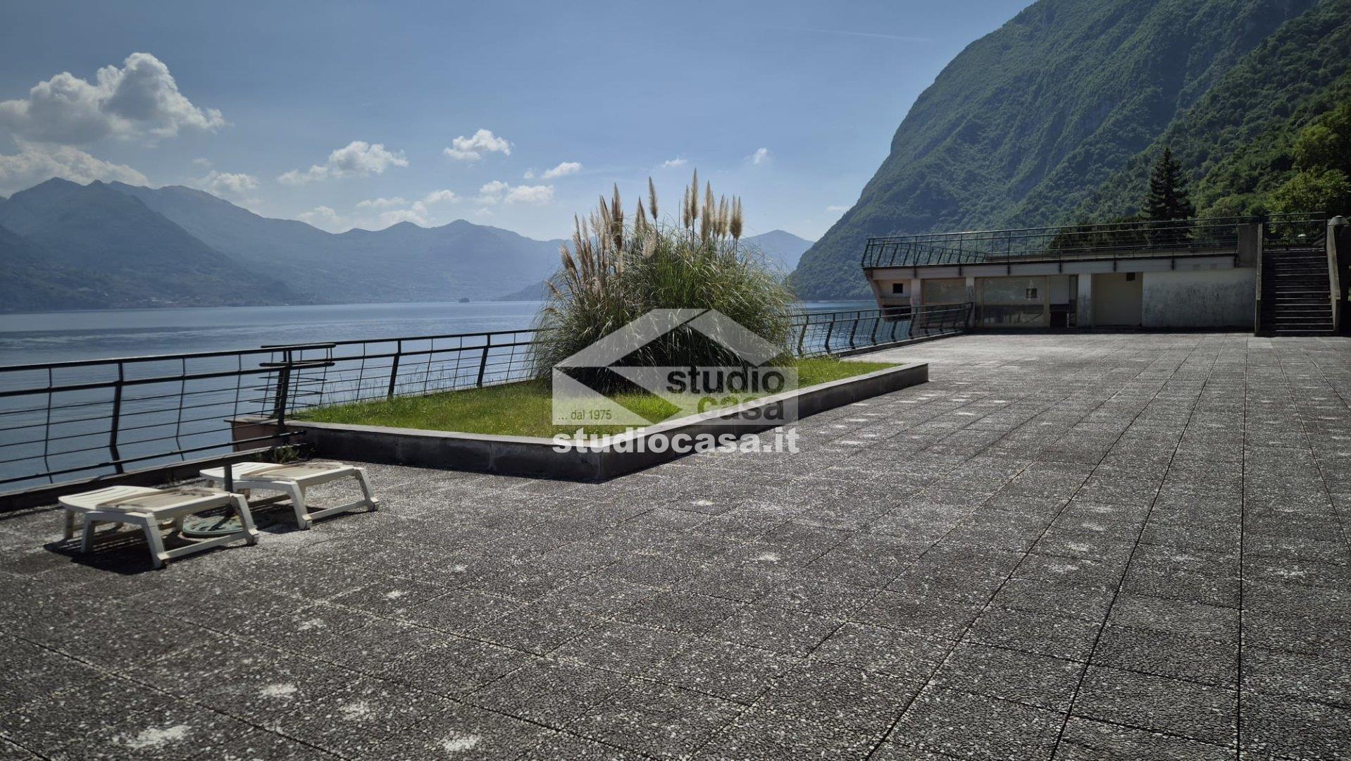Appartamento in vendita a Riva di Solto