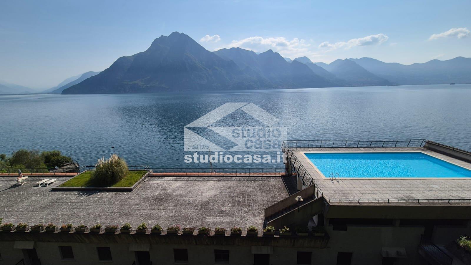 Appartamento in vendita a Riva di Solto