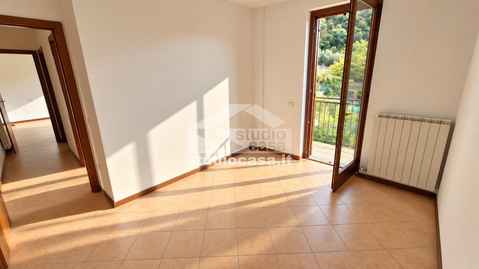 Appartamento in vendita a Rogno