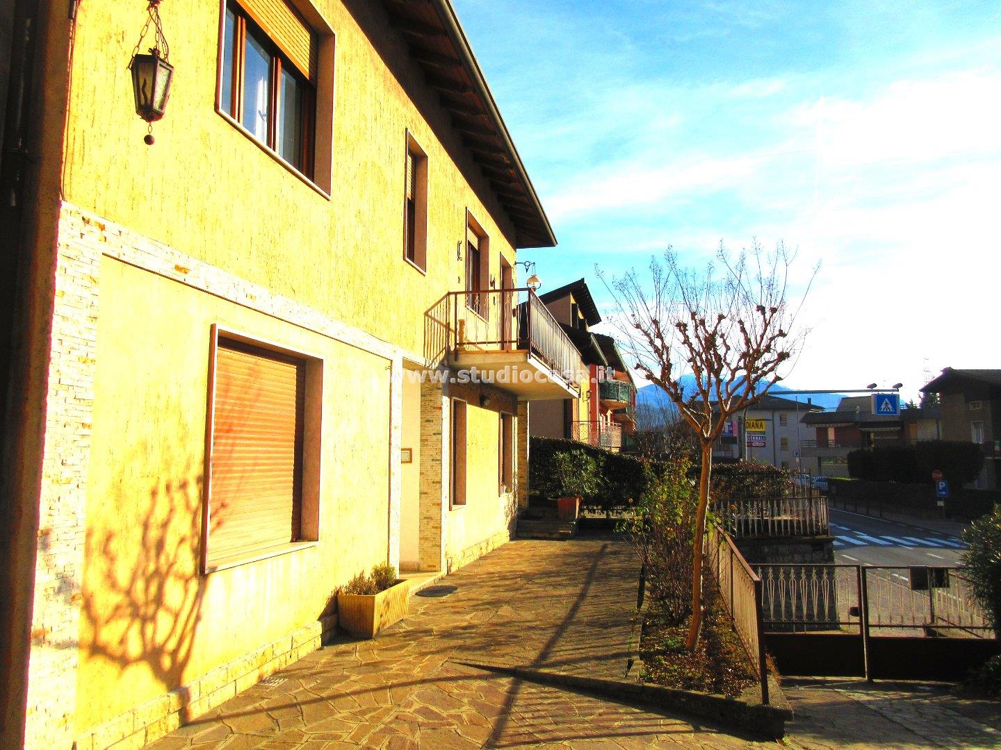 Casa Unifamiliare in vendita a Endine Gaiano