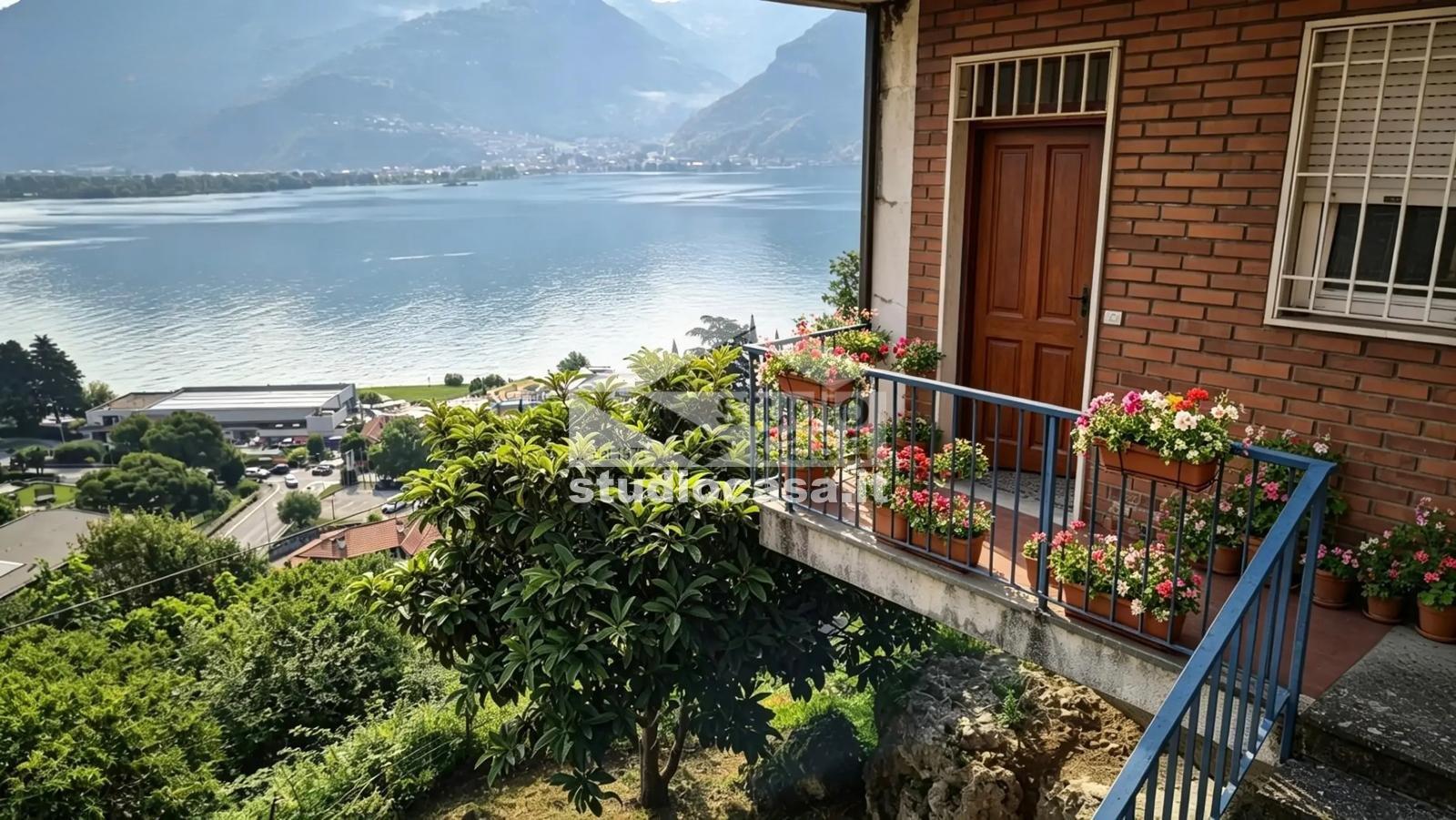 Appartamento in vendita a Lovere