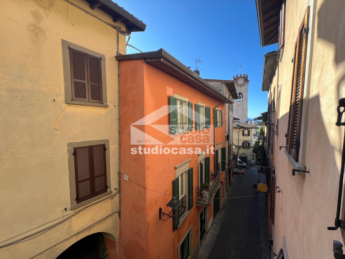 Appartamento in vendita a Lovere