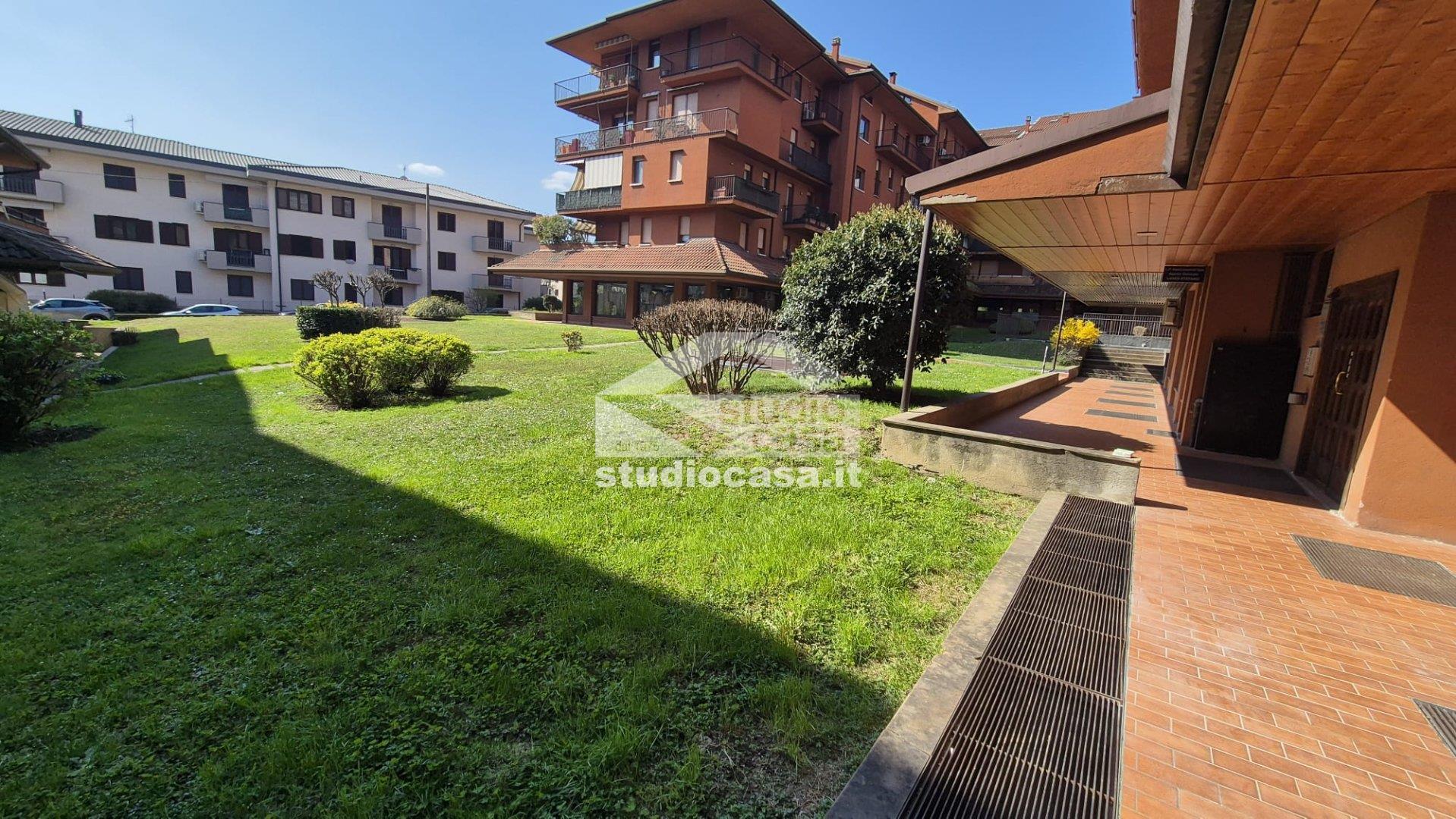 Appartamento in vendita a Costa Volpino