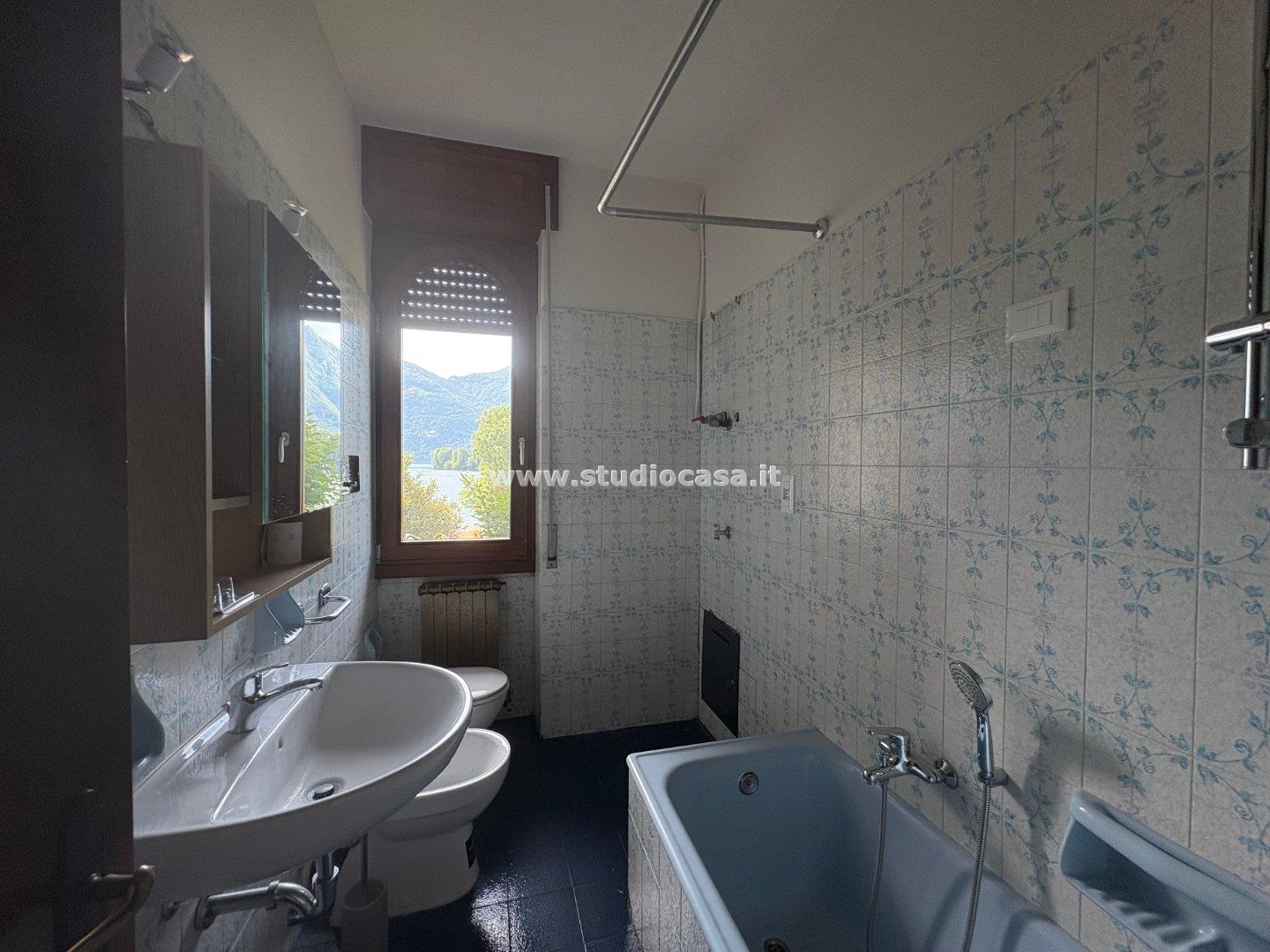 Appartamento in vendita a Lovere