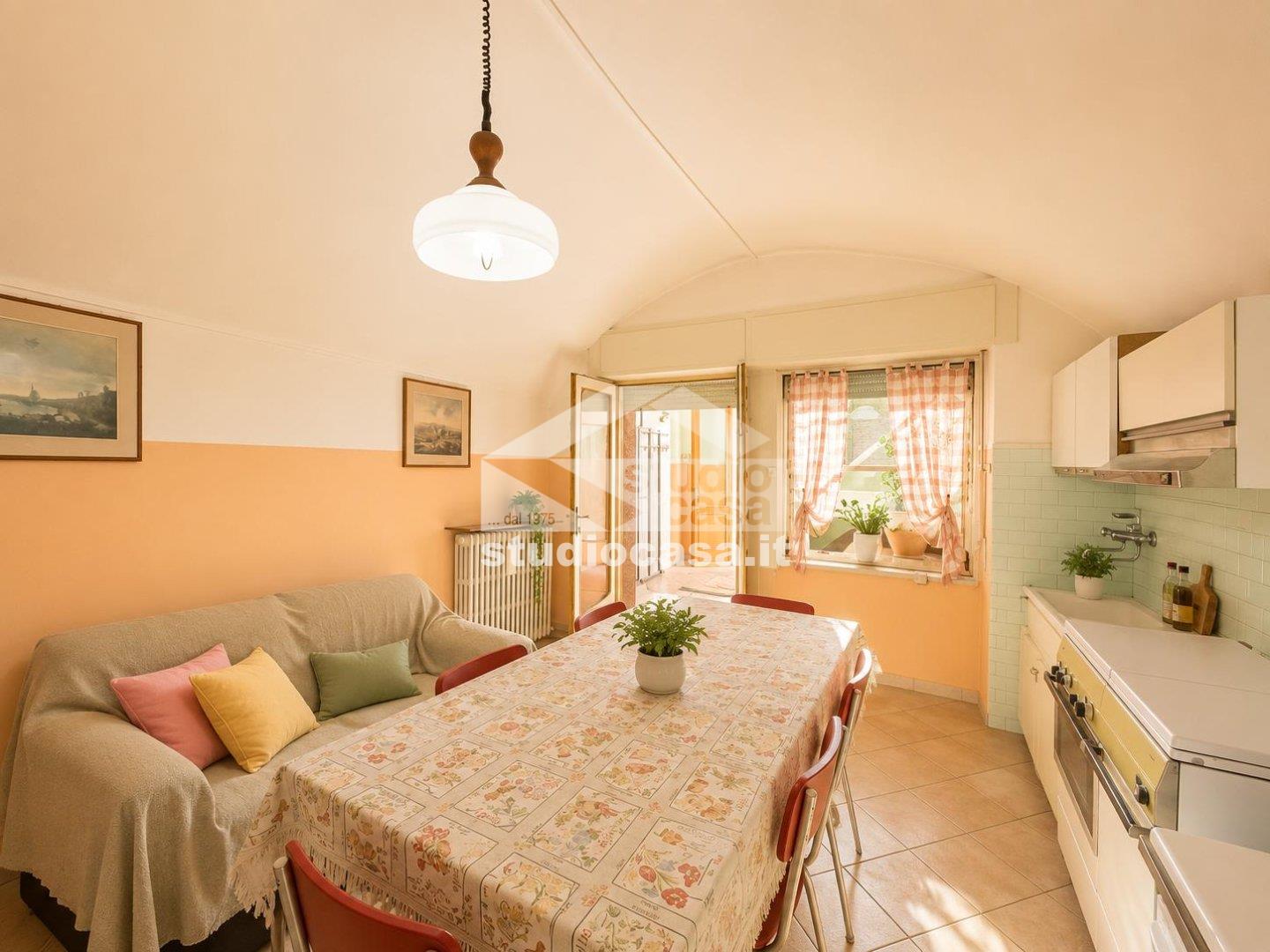 Casa Unifamiliare in vendita a Endine Gaiano