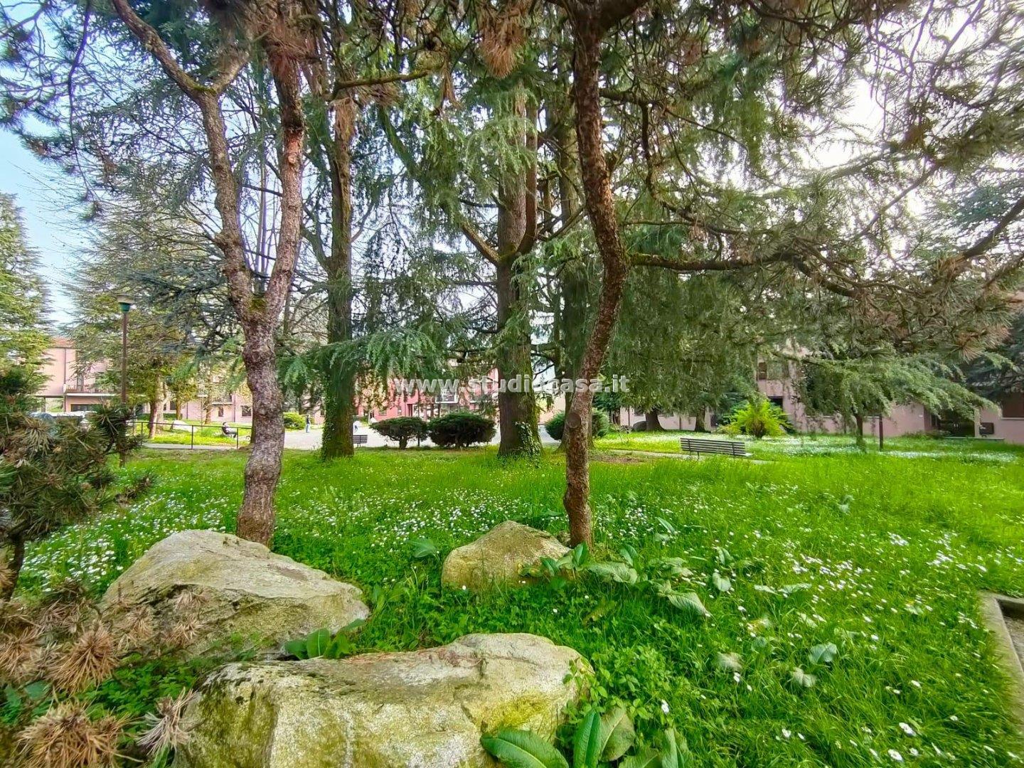 Appartamento in vendita a Caprino Bergamasco