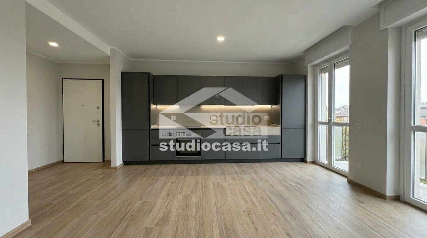 Appartamento in vendita a Carugo