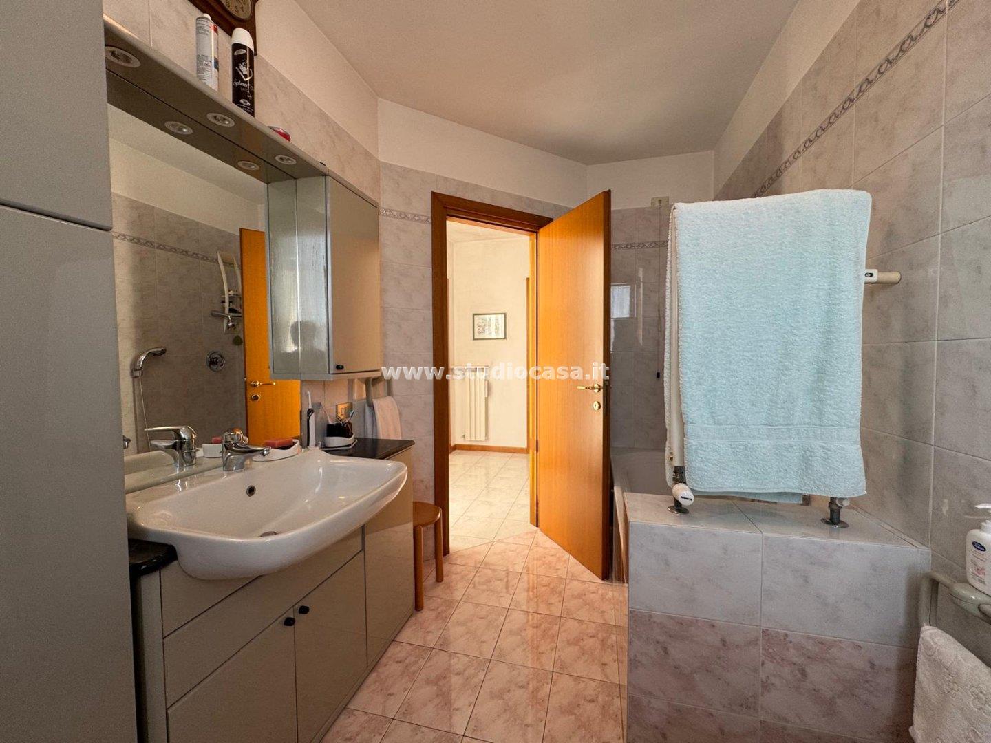 Villa Bifamiliare in vendita a Terno d