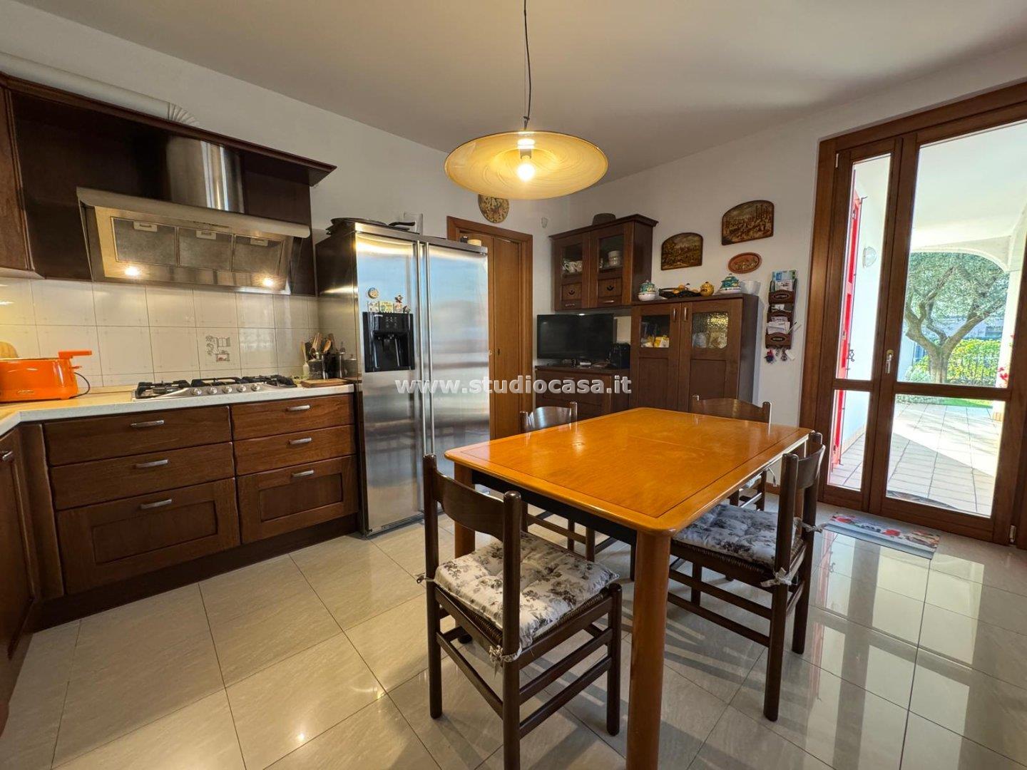 Villa Bifamiliare in vendita a Terno d