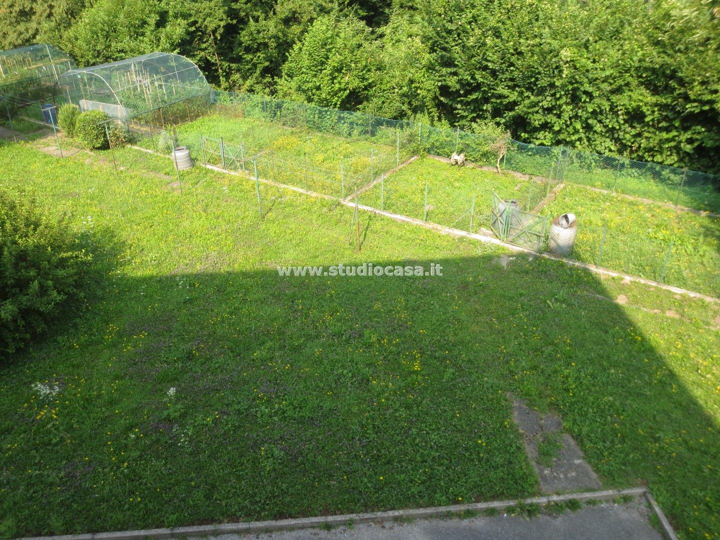 Appartamento in vendita a Caprino Bergamasco