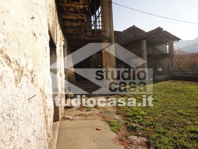 Cascina in vendita a Cisano Bergamasco