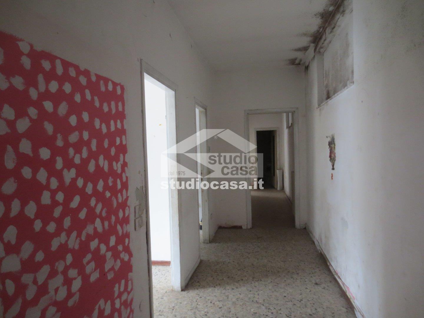 Appartamento in vendita a Mariano Comense