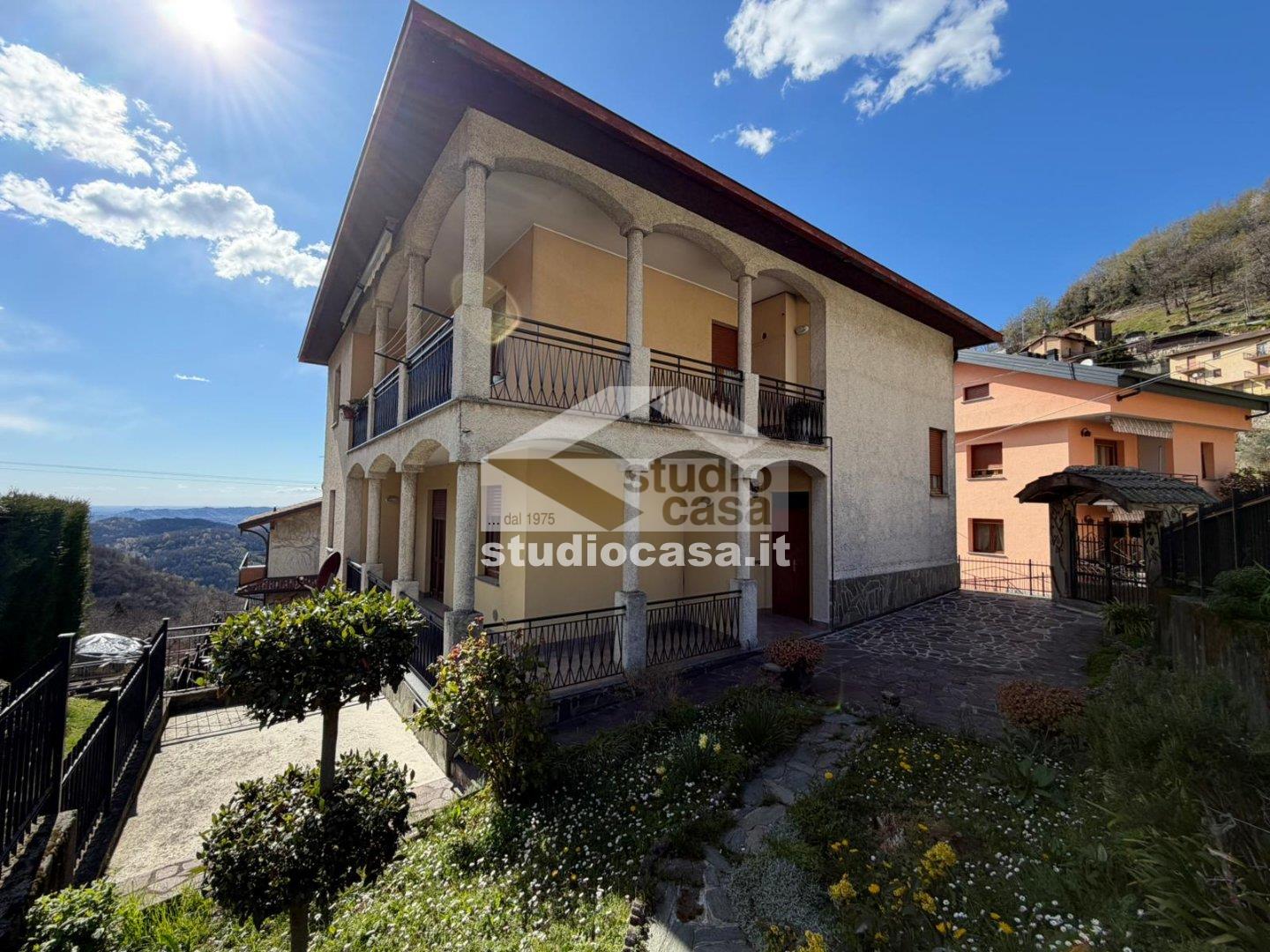 Casa Bifamiliare in vendita a Torre de