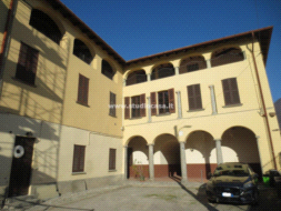 Appartamento in vendita a Erba