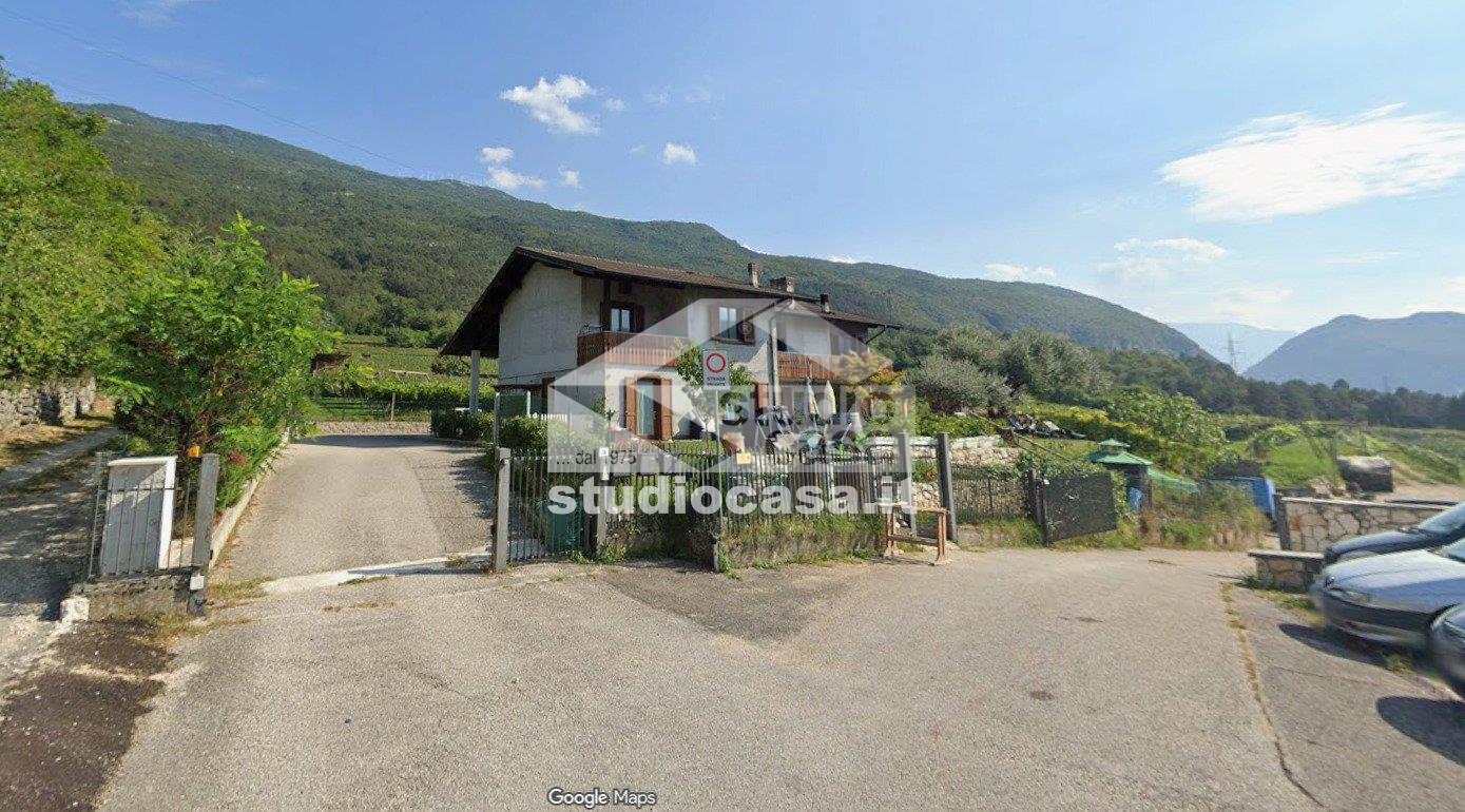 Posto Camper / Roulotte in vendita a Rovereto