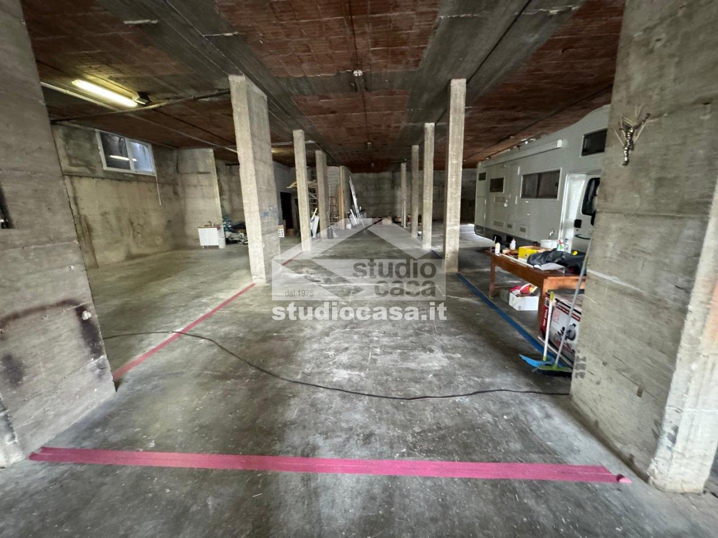 Posto Camper / Roulotte in vendita a Rovereto