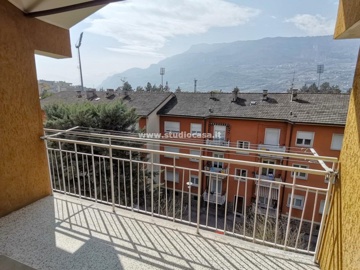 Stanza in Appartamento in affitto a Rovereto